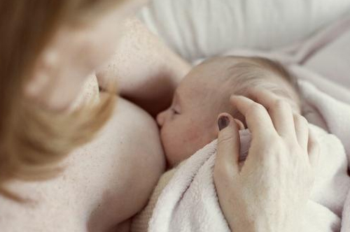 母乳分析仪介绍科学的母乳保存法